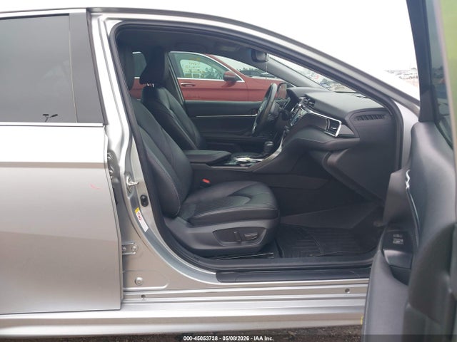 45053738 :رقم المزاد ، 4T1B61HKXJU106626 vin ، 2018 Toyota Camry Xse مزاد بيع
