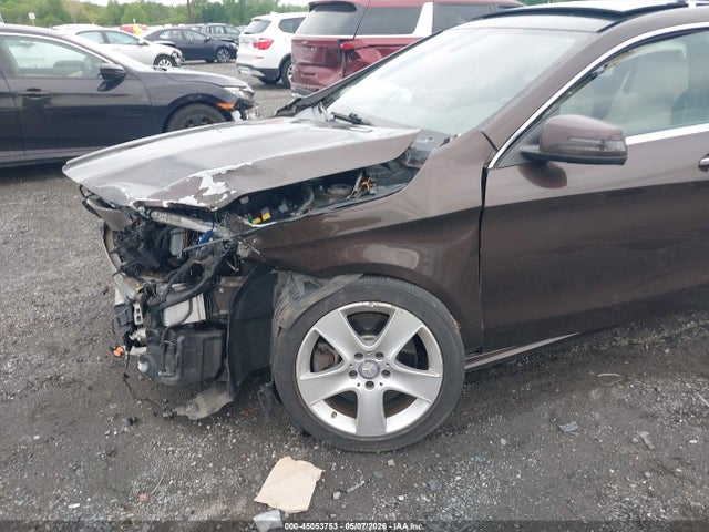 45053753 :رقم المزاد ، WDDSJ4EB5FN218489 vin ، 2015 Mercedes-benz Cla 250 مزاد بيع