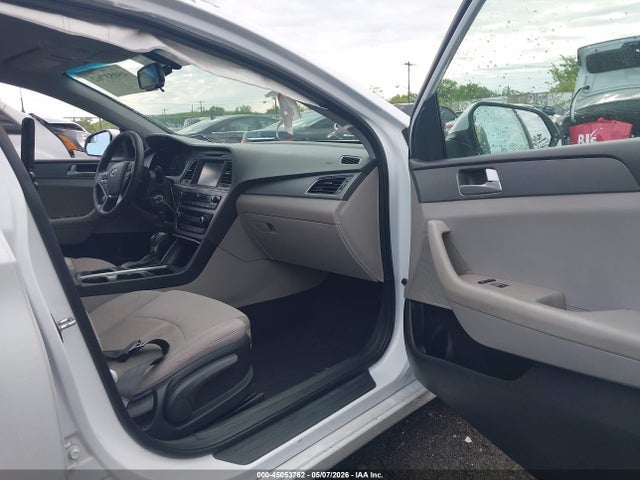 Продажа на аукционе авто 2016 Hyundai Sonata Se, vin: 5NPE24AF9GH298023, номер лота: 45053762