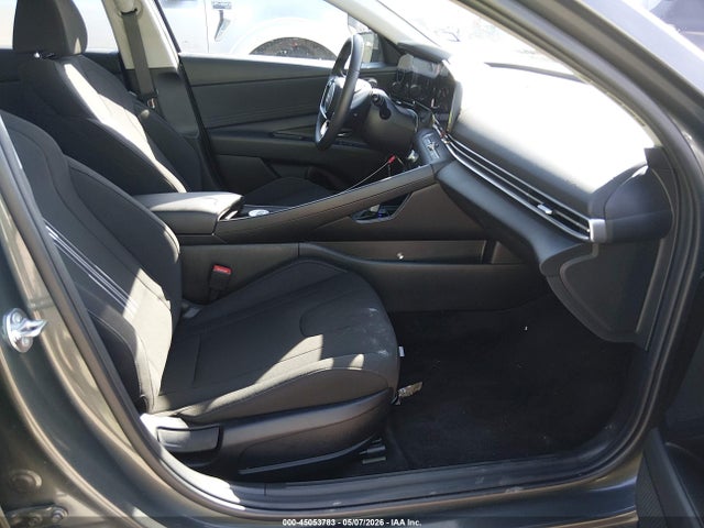 KMHLS4DG5SU043911 Hyundai Elantra Sel Convenience