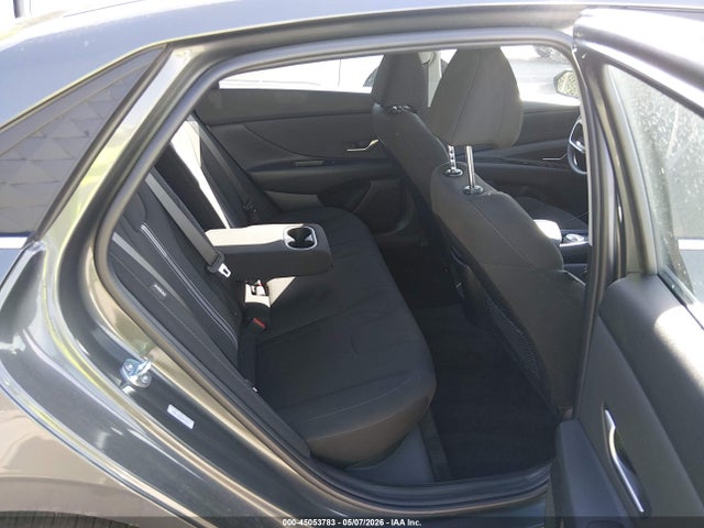 KMHLS4DG5SU043911 Hyundai Elantra Sel Convenience