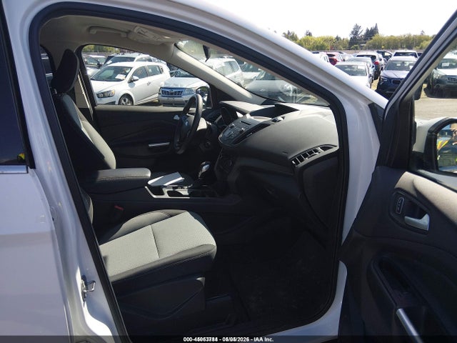1FMCU9GD6JUD08679 Ford ESCAPE SE