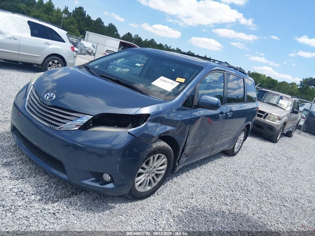 Продажа на аукционе авто 2017 Toyota Sienna Xle 8 Passenger, vin: 5TDYZ3DC1HS779867, номер лота: 45053792