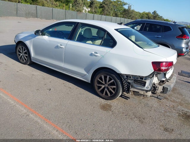 45053811 :رقم المزاد ، 3VWDB7AJ9JM220325 vin ، 2018 Volkswagen Jetta 1.4t Se/1.4t Wolfsburg Edition مزاد بيع