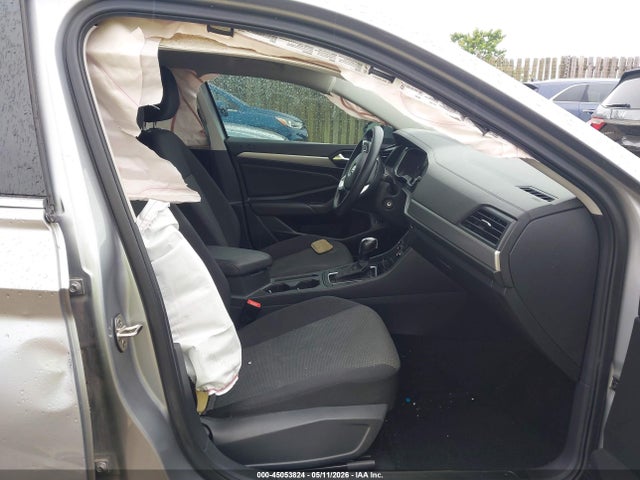 45053824 :رقم المزاد ، 3VWC57BU1KM269063 vin ، 2019 Volkswagen Jetta 1.4t R-line/1.4t S/1.4t Se مزاد بيع
