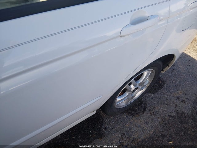 45053826 :رقم المزاد ، KNAFE121545029362 vin ، 2004 Kia Spectra Ex/lx مزاد بيع
