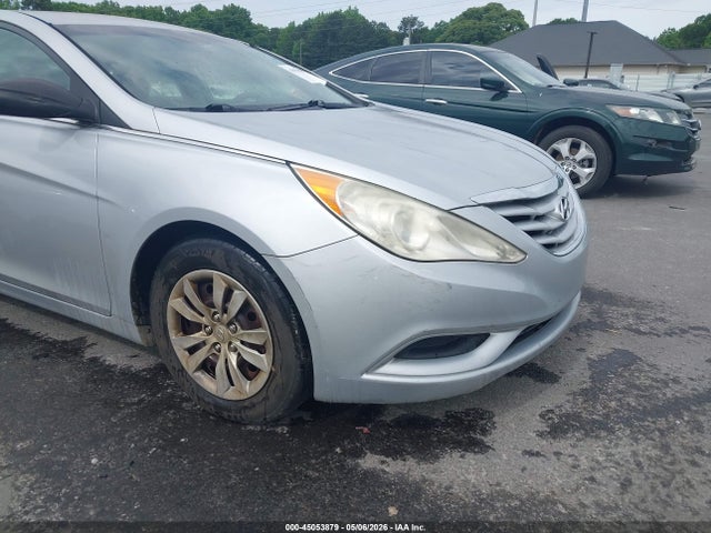 45053879 :رقم المزاد ، 5NPEB4AC0CH353538 vin ، 2012 Hyundai Sonata Gls مزاد بيع