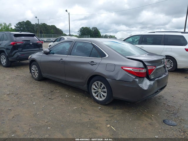 Продажа на аукционе авто 2017 Toyota Camry Le, vin: 4T1BF1FK5HU285476, номер лота: 45053883