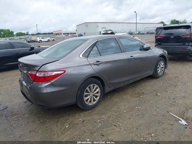 Продажа на аукционе авто 2017 Toyota Camry Le, vin: 4T1BF1FK5HU285476, номер лота: 45053883