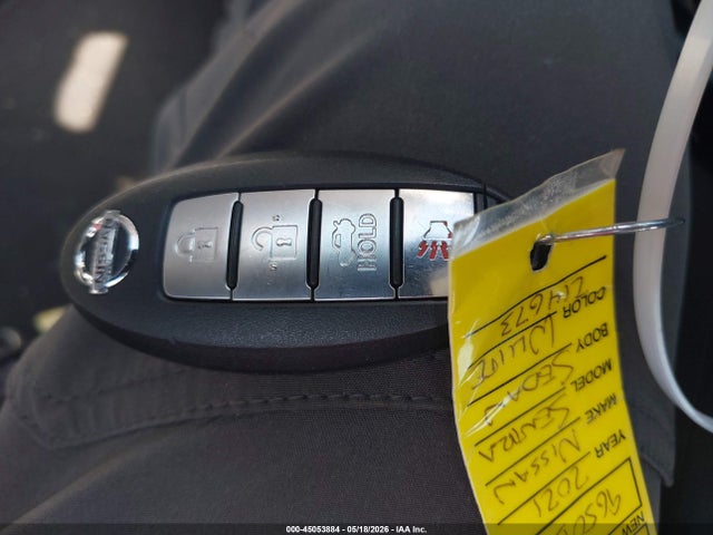 2017 Nissan Sentra Sr მანქანა იყიდება აუქციონზე, vin: 3N1AB7AP2HY214673, აუქციონის ნომერი: 45053884