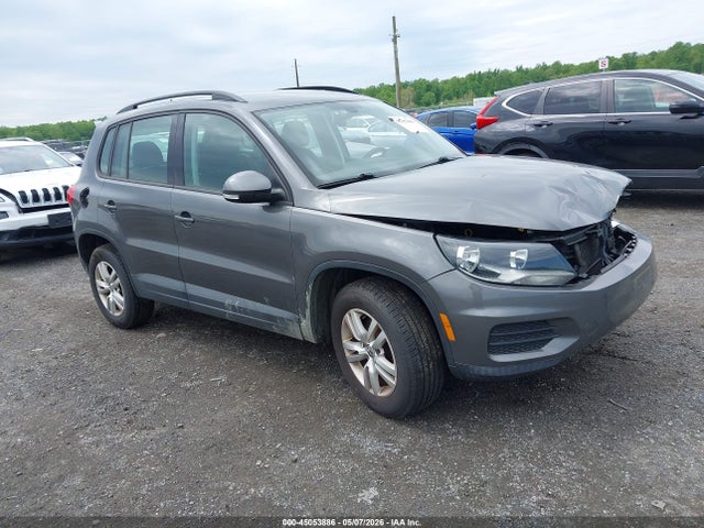 2016 Volkswagen Tiguan S მანქანა იყიდება აუქციონზე, vin: WVGBV7AX5GW549100, აუქციონის ნომერი: 45053886