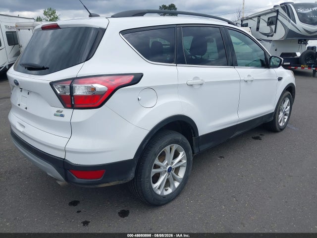 Ford ESCAPE SE 2018 1FMCU9GD2JUD08680 Image 4