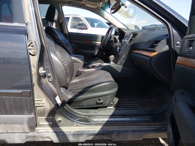 2013 Subaru Outback 2.5i Limited მანქანა იყიდება აუქციონზე, vin: 4S4BRBKC0D3225598, აუქციონის ნომერი: 45053910