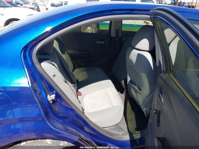 45053914 :رقم المزاد ، 1G1JA5SH5D4226110 vin ، 2013 Chevrolet Sonic Ls Auto مزاد بيع