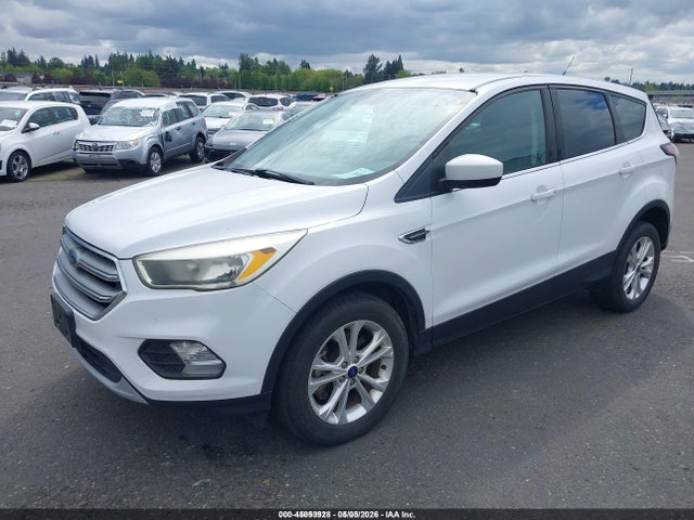 1FMCU9GD6HUE50332 Ford ESCAPE SE
