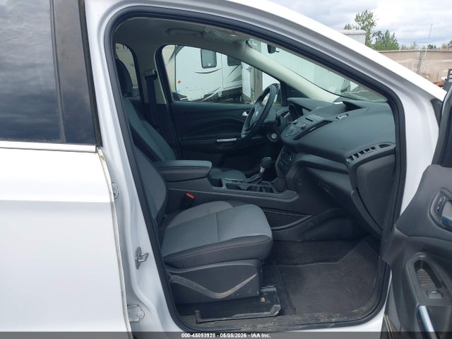 1FMCU9GD6HUE50332 Ford ESCAPE SE