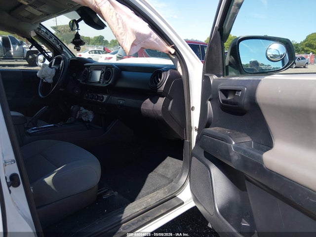 Продаж на аукціоні авто 2018 Toyota Tacoma Sr, vin: 5TFSX5EN0JX058883, номер лоту: 45054025