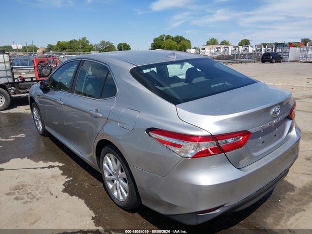 Продажа на аукционе авто 2019 Toyota Camry Le, vin: 4T1B11HK9KU251933, номер лота: 45054059