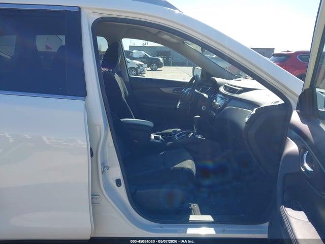 5N1AT2MM3GC865425 Nissan ROGUE S