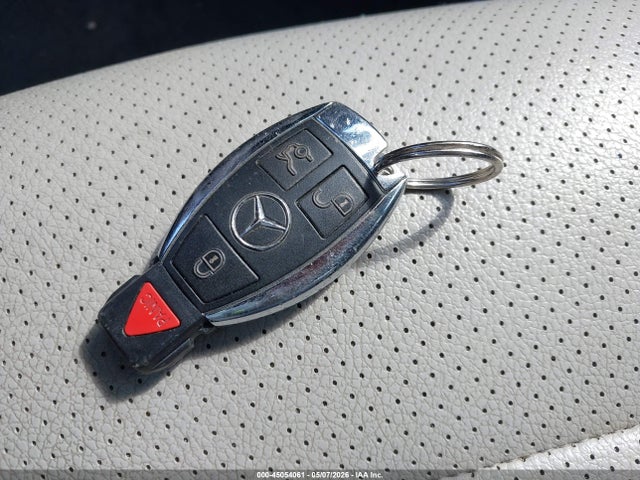 Продажа на аукционе авто 2012 Mercedes-benz C 250, vin: WDDGJ4HB4CF754695, номер лота: 45054061