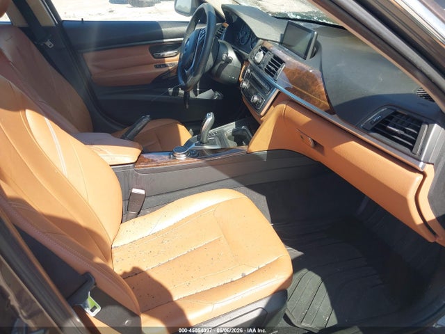 2015 Bmw 328i მანქანა იყიდება აუქციონზე, vin: WBA3A5G52FNS89268, აუქციონის ნომერი: 45054097