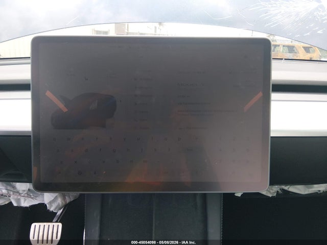 Продажа на аукционе авто 2022 Tesla Model Y Performance Dual Motor All-wheel Drive, vin: 7SAYGDEF6NF392500, номер лота: 45054098