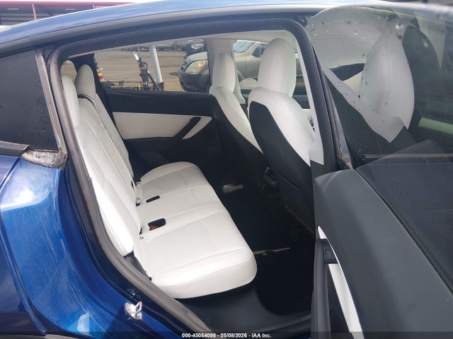 Продажа на аукционе авто 2022 Tesla Model Y Performance Dual Motor All-wheel Drive, vin: 7SAYGDEF6NF392500, номер лота: 45054098