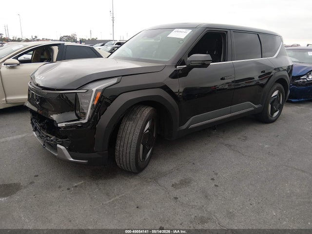 45054141 :رقم المزاد ، KNDAA5S25R6033762 vin ، 2024 Kia Ev9 Light Short Range مزاد بيع
