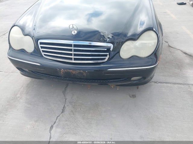 Продажа на аукционе авто 2004 Mercedes-benz C 230 Kompressor Sport/sport, vin: WDBRF40J84A627338, номер лота: 45054181