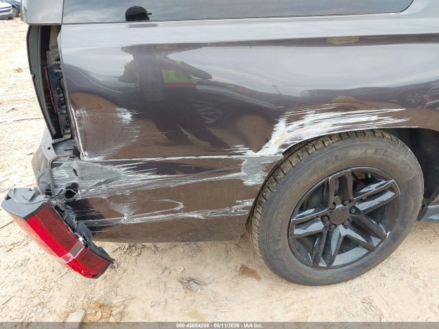 Продаж на аукціоні авто 2016 Chevrolet Suburban Lt, vin: 1GNSKHKC2GR106519, номер лоту: 45054208