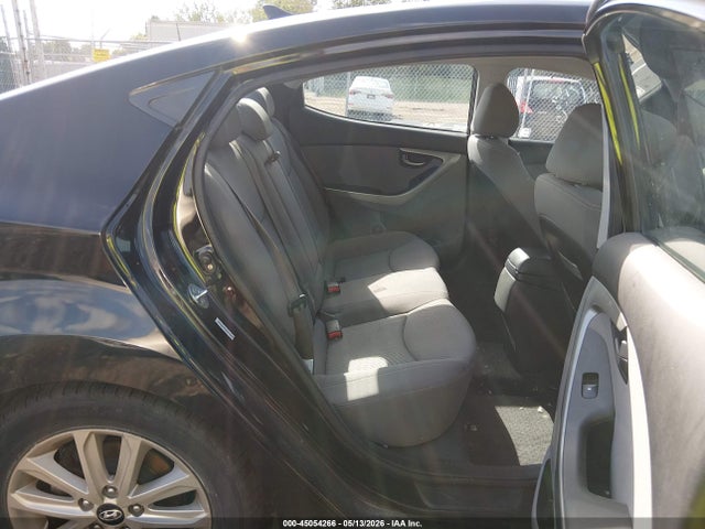 Продаж на аукціоні авто 2014 Hyundai Elantra Se, vin: KMHDH4AE3EU172532, номер лоту: 45054266