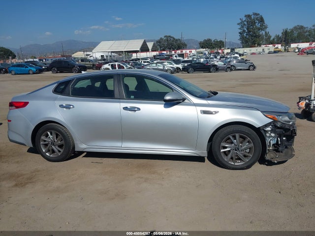 2019 Kia Optima Lx მანქანა იყიდება აუქციონზე, vin: 5XXGT4L37KG288023, აუქციონის ნომერი: 45054287