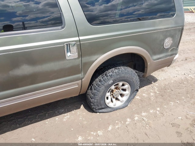 2000 Ford Excursion Limited მანქანა იყიდება აუქციონზე, vin: 1FMNU43S2YEB68201, აუქციონის ნომერი: 45054297