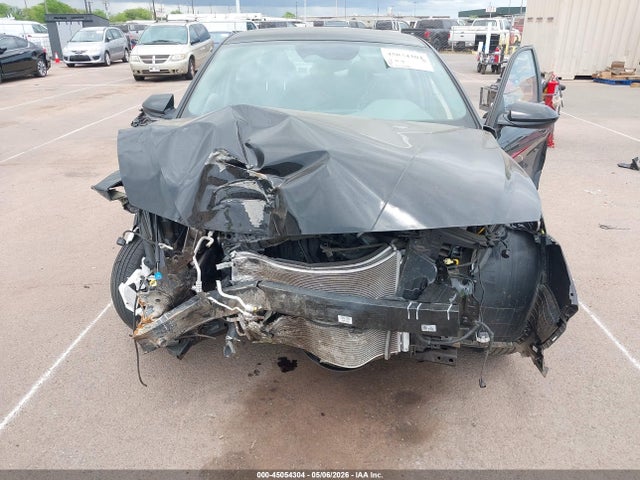 KMHLL4AG1PU432084 Hyundai ELANTRA SE