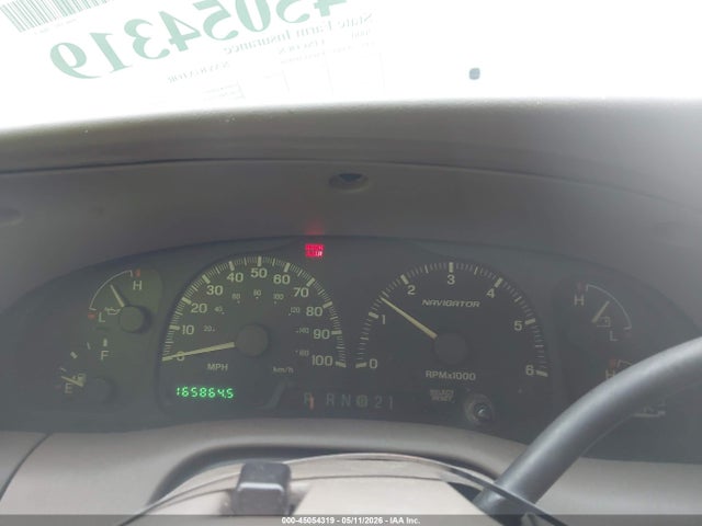 45054319 :رقم المزاد ، 5LMFU28A6YLJ19830 vin ، 2000 Lincoln Navigator مزاد بيع