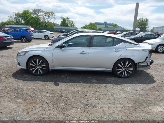 1N4BL4CWXKC202911 Nissan Altima 2.5 Sr