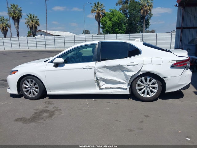 Toyota CAMRY LE 2019 4T1B11HK7KU239442 Image 14