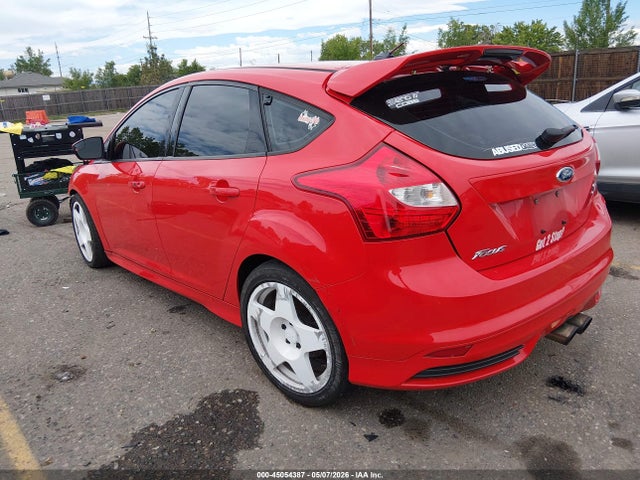 Продажа на аукционе авто 2013 Ford Focus St, vin: 1FADP3L97DL334626, номер лота: 45054387