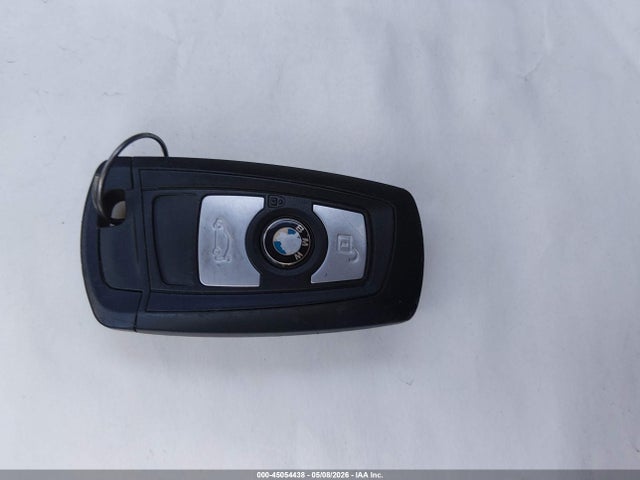 Продажа на аукционе авто 2015 Bmw 328i Xdrive, vin: WBA3B5G56FNS15588, номер лота: 45054438