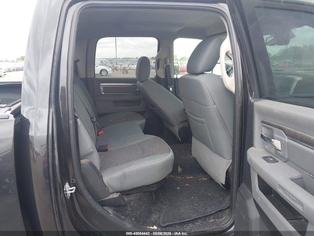 45054442 :رقم المزاد ، 1C6RR7LM1HS881450 vin ، 2017 Ram 1500 Big Horn  4x4 5'7 Box مزاد بيع