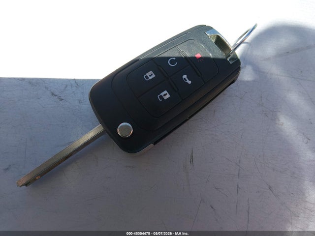 3GNCJKSB1JL405185 Chevrolet TRAX LS