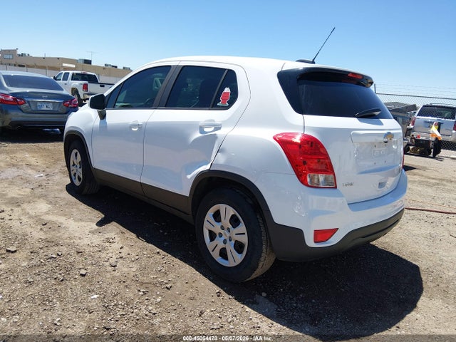 3GNCJKSB1JL405185 Chevrolet TRAX LS