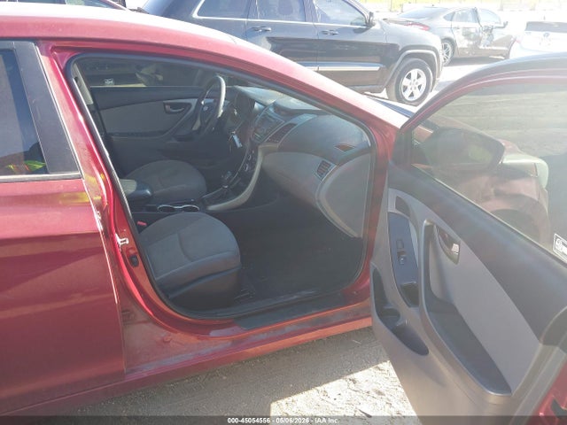 Продажа на аукционе авто 2016 Hyundai Elantra Se, vin: 5NPDH4AE5GH775225, номер лота: 45054556
