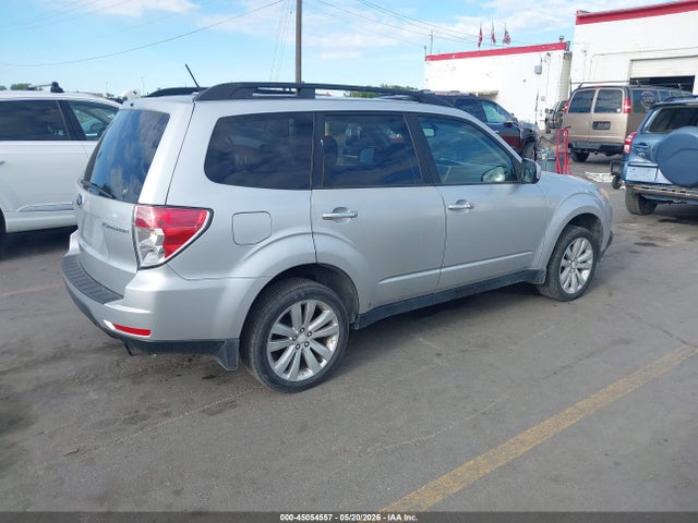 2011 Subaru Forester 2.5x Premium მანქანა იყიდება აუქციონზე, vin: JF2SHBCC2BH773125, აუქციონის ნომერი: 45054557