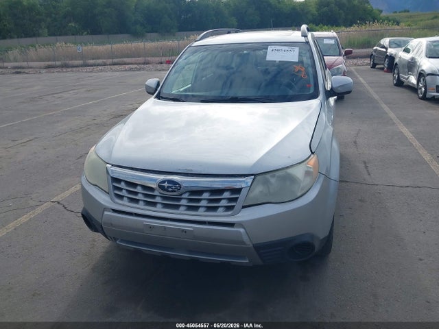 2011 Subaru Forester 2.5x Premium მანქანა იყიდება აუქციონზე, vin: JF2SHBCC2BH773125, აუქციონის ნომერი: 45054557