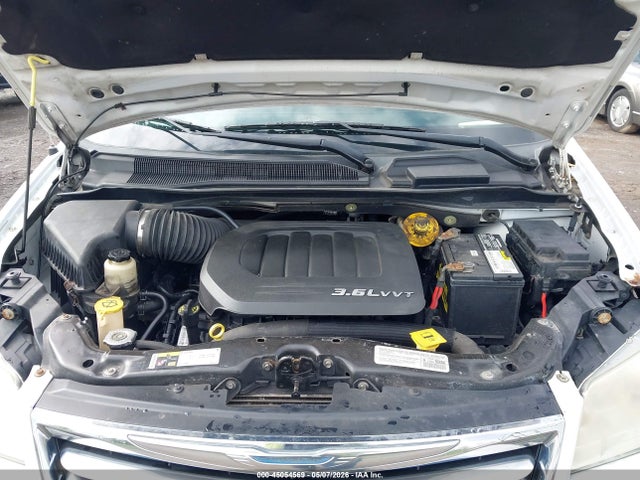 Продаж на аукціоні авто 2014 Chrysler Town & Country Touring-l, vin: 2C4RC1CG1ER338923, номер лоту: 45054569