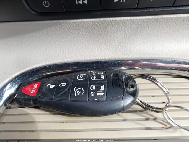 Продаж на аукціоні авто 2014 Chrysler Town & Country Touring-l, vin: 2C4RC1CG1ER338923, номер лоту: 45054569