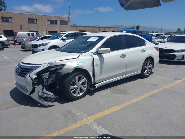 2015 Nissan Altima 2.5 Sv მანქანა იყიდება აუქციონზე, vin: 1N4AL3AP1FC481009, აუქციონის ნომერი: 45054589