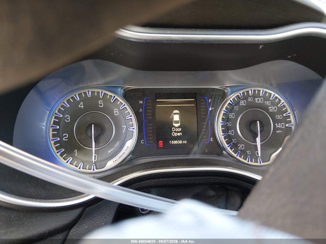 45054625 :رقم المزاد ، 1C3CCCAB4FN537315 vin ، 2015 Chrysler 200 Limited مزاد بيع
