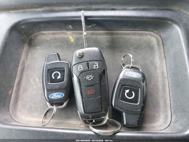 45054629 :رقم المزاد ، 3FA6P0H77GR339782 vin ، 2016 Ford Fusion Se مزاد بيع